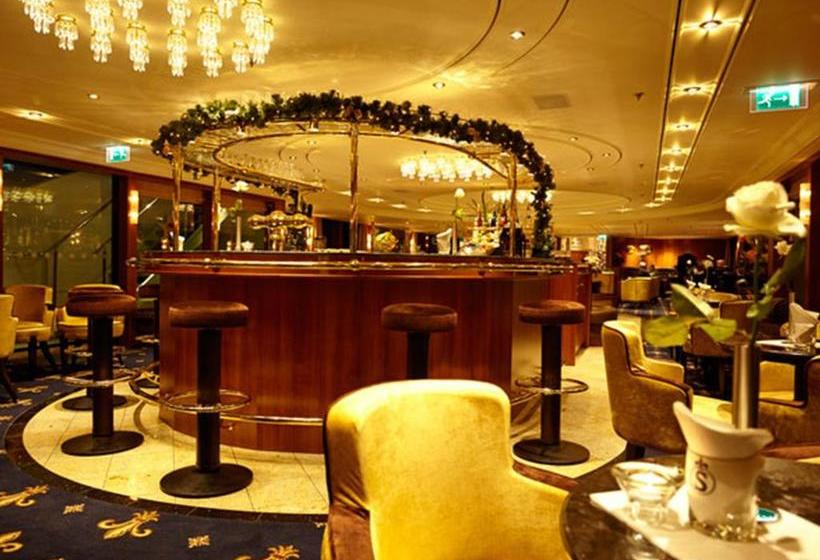 Baxter Hoare Hotel Ship Düsseldorf 14