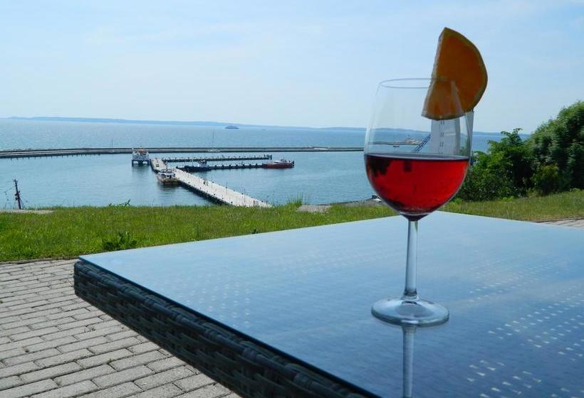 Hotel Garni Waterkant 2