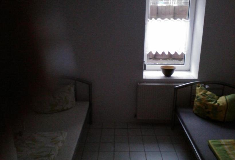 Hostel Schützenbrücke 14