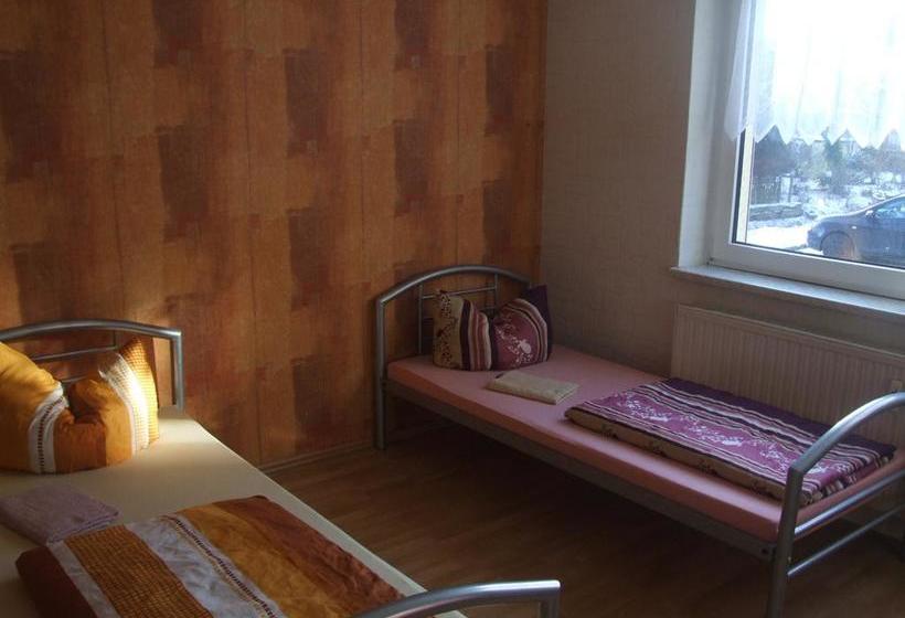 Hostel Schützenbrücke 16