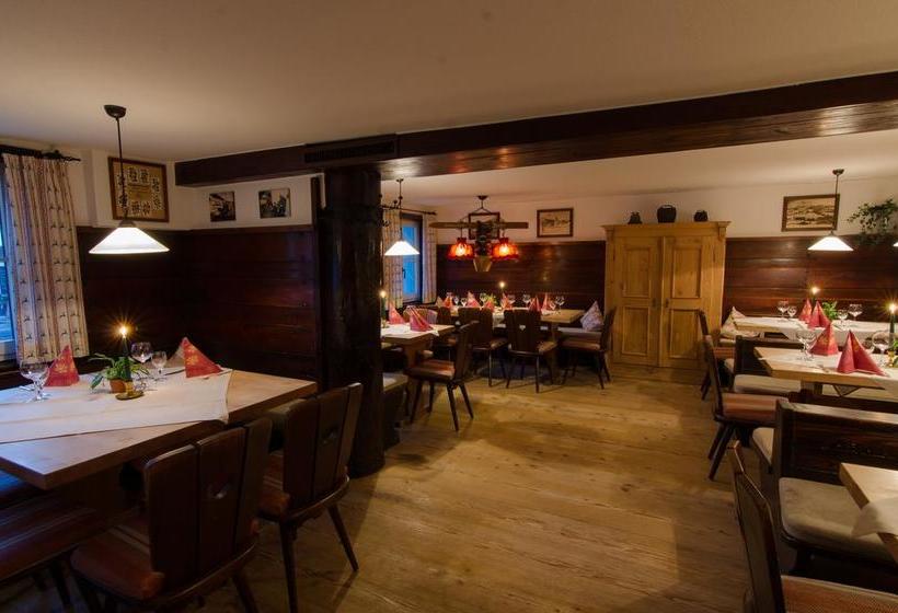 Hotel Alpengasthof Löwen 19