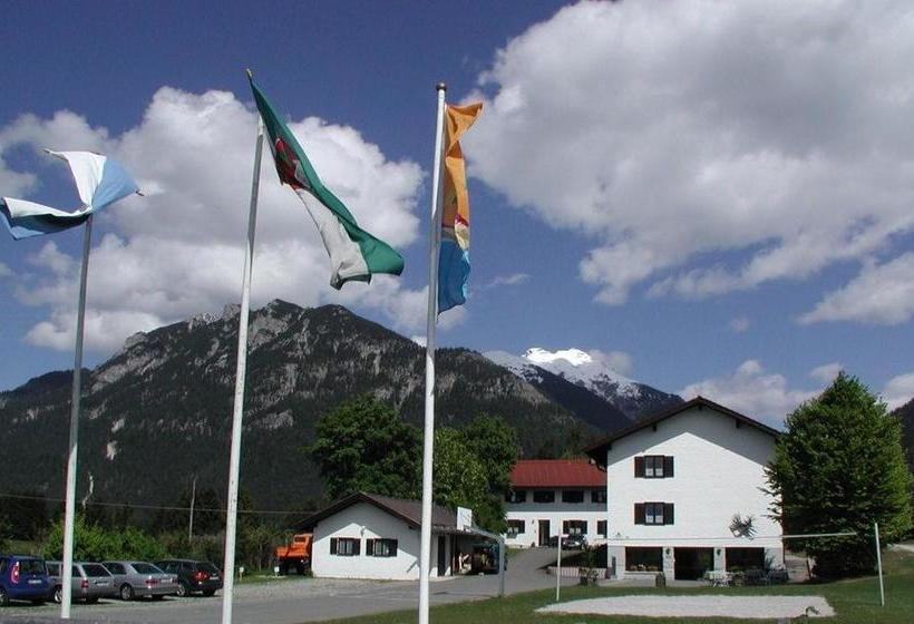 Jugendherberge Mittenwald 2