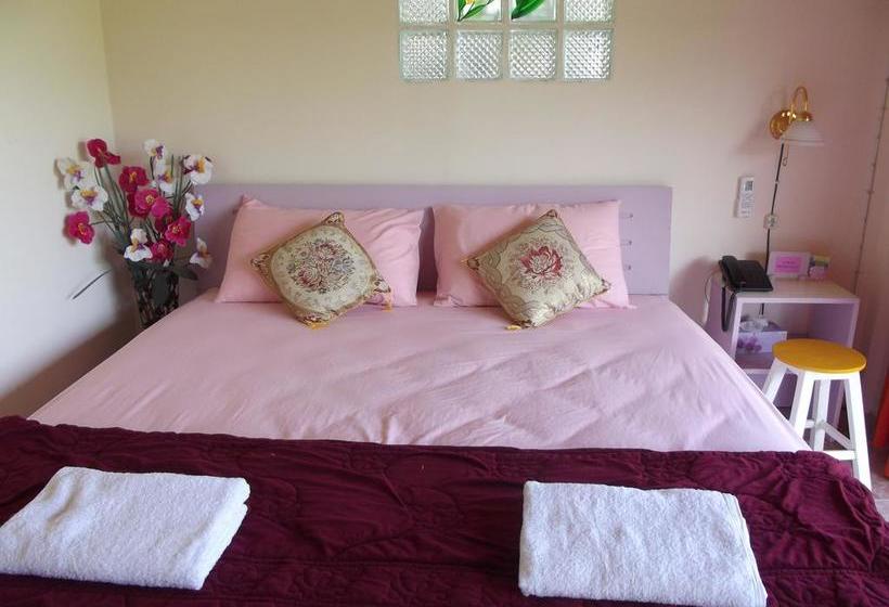 Phuchomjan Resort 12