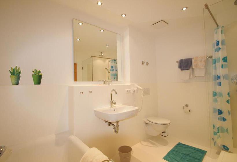 Hotel Gasthof Zur Rose 12