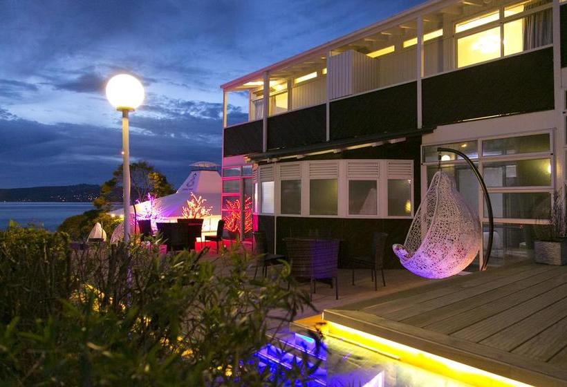 Motel Vu Thermal Lodge 14