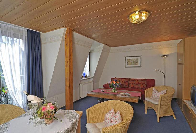 Hotel Bacharacher Hof 9