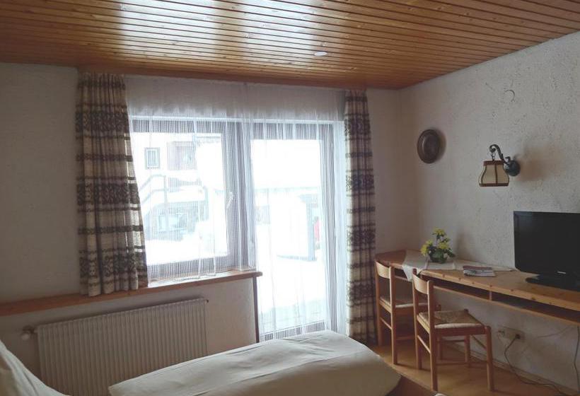 Hotel Hochschwarzwaldhof 4