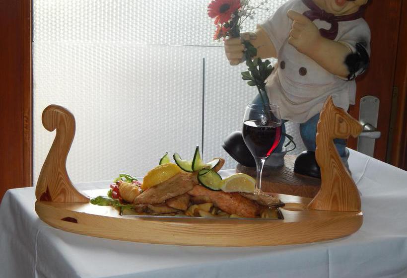 Hotel Hochschwarzwaldhof 9