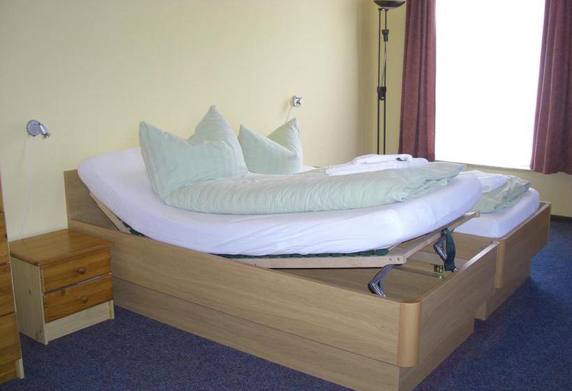 Hotel Am Kleinbahnhof 11