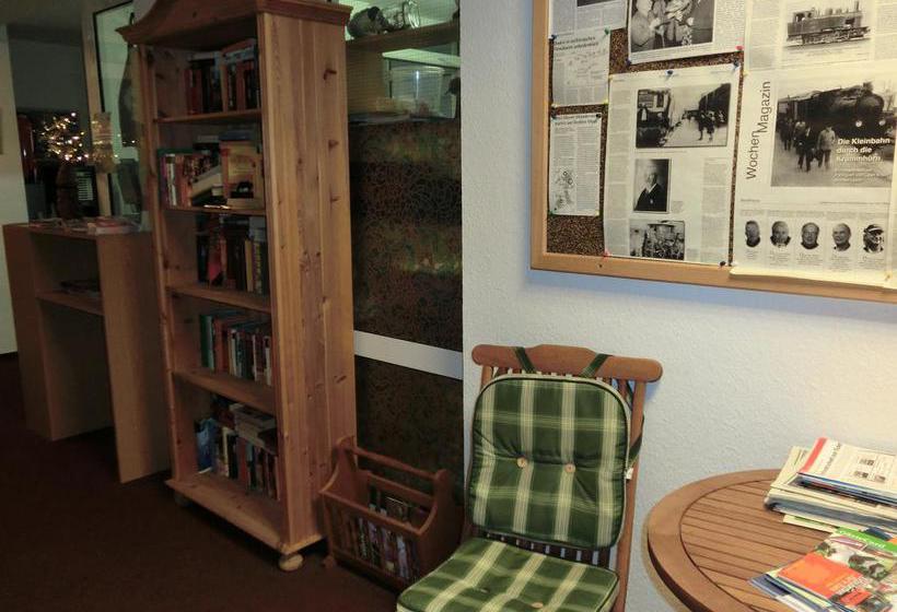 Hotel Am Kleinbahnhof 18