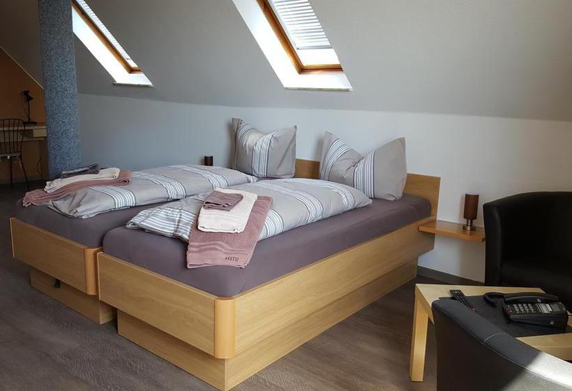 Hotel Am Kleinbahnhof 4