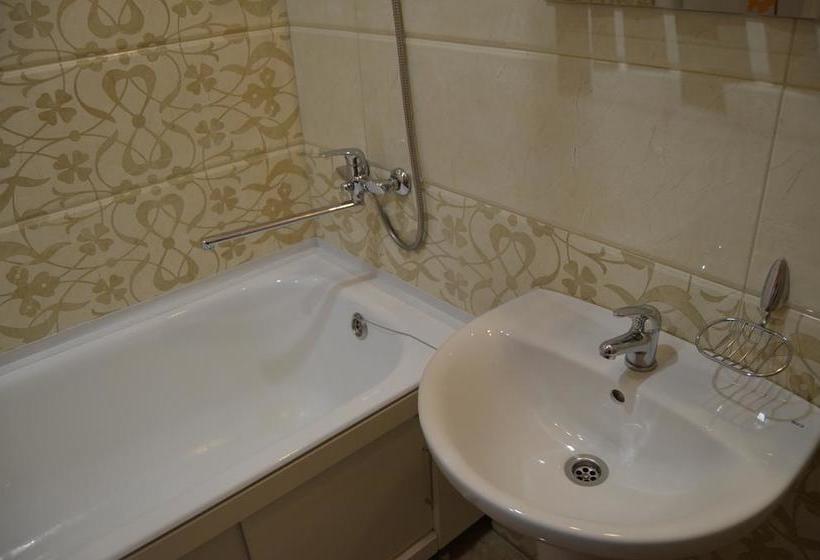 Hotel Severny Zamok 13