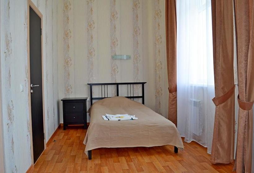 Hotel Severny Zamok 17