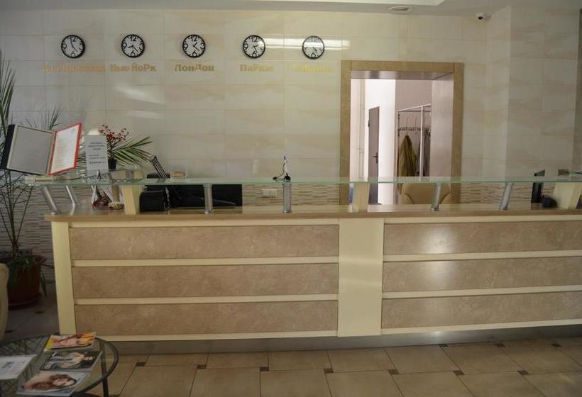 Hotel Severny Zamok 4