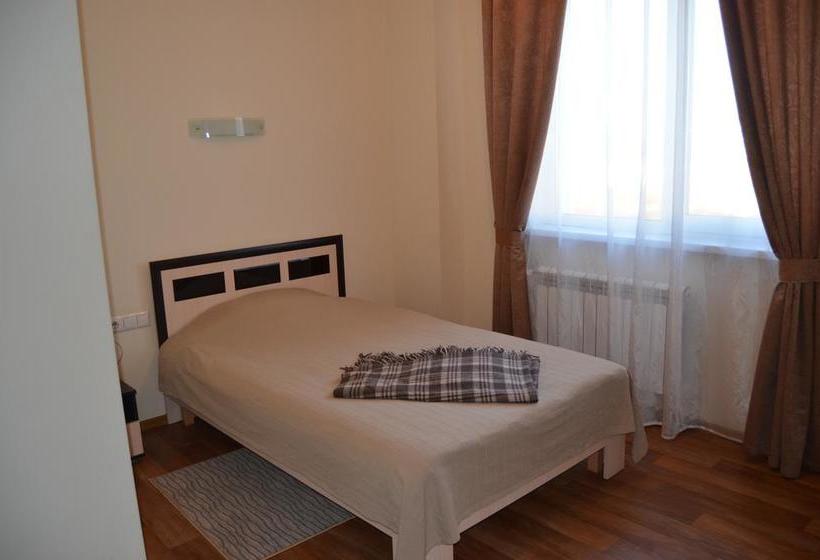 Hotel Severny Zamok 7