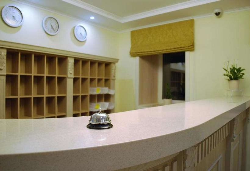 Hotel Starosadskiy 16