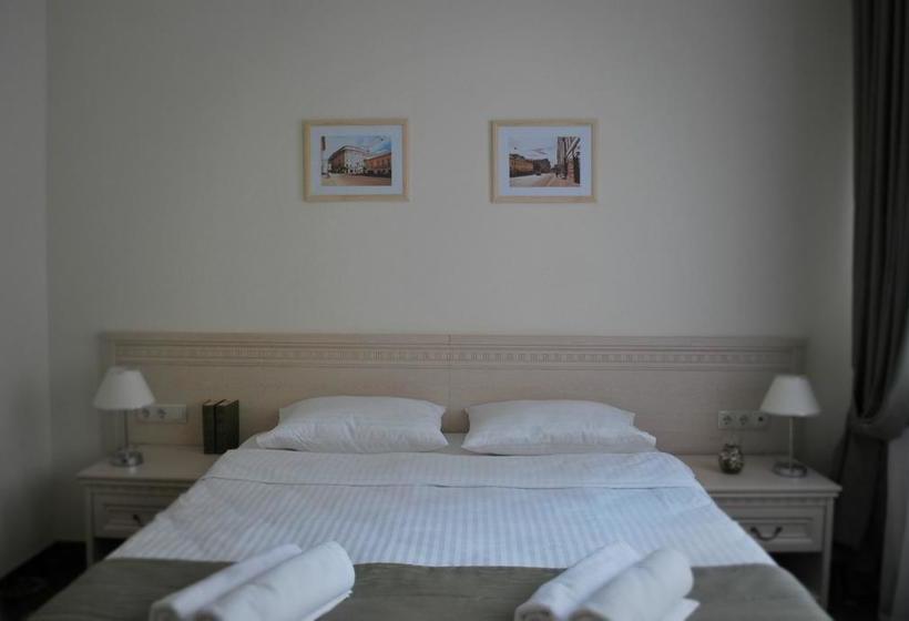 Hotel Starosadskiy 4