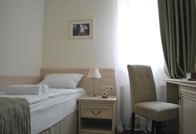 Hotel Starosadskiy 5