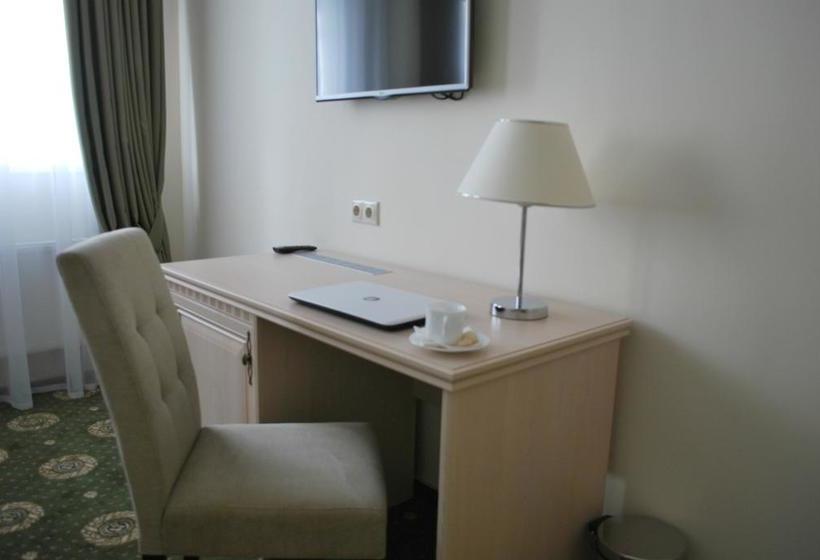 Hotel Starosadskiy 6