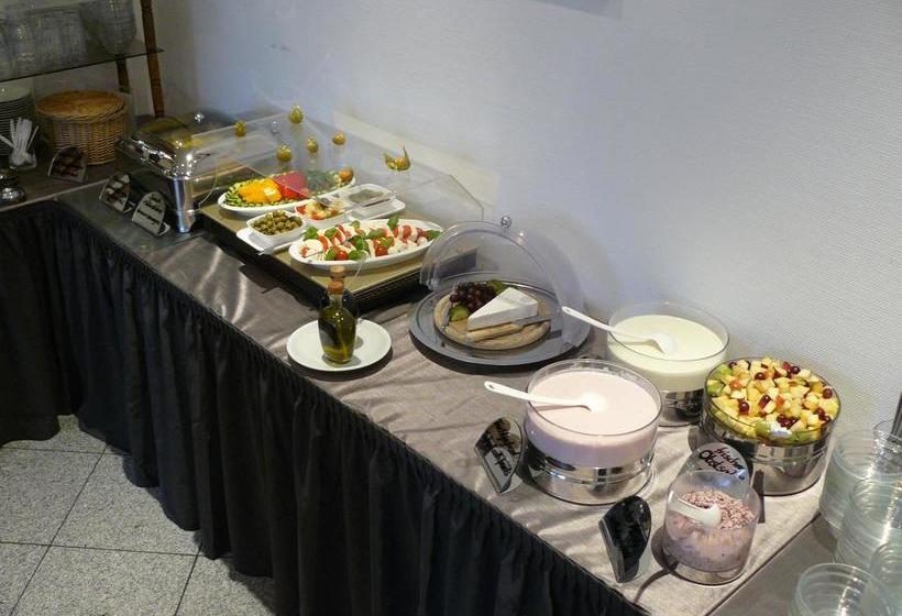 Hotel Pflieger Nebengebäude 10