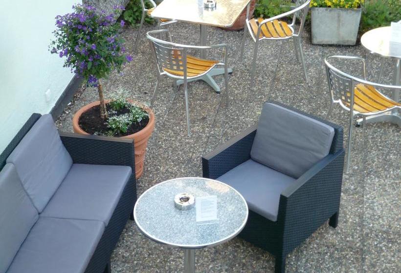 Hotel Pflieger Nebengebäude 15