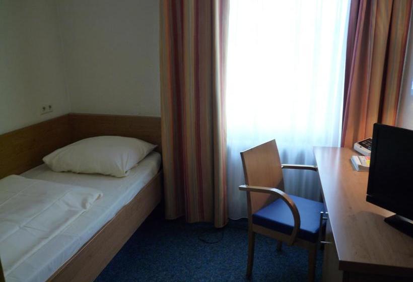 Hotel Pflieger Nebengebäude 16