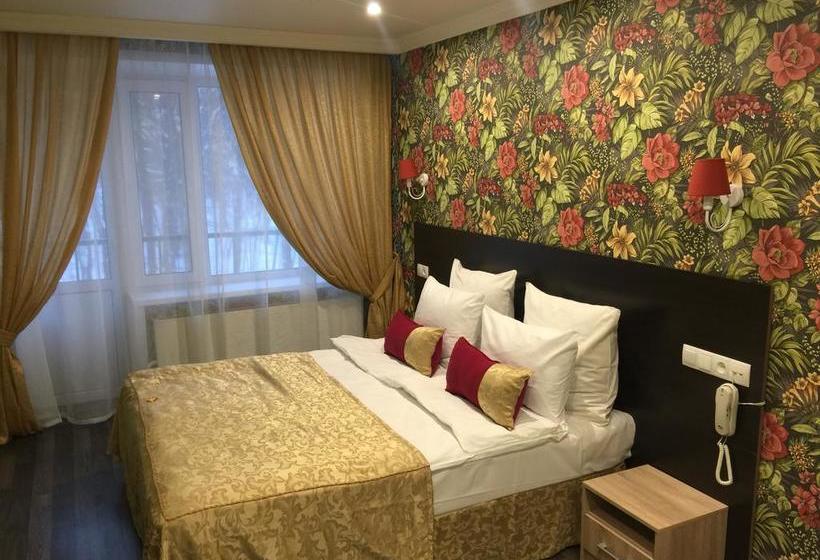 Ros Les Prom Hotel 1