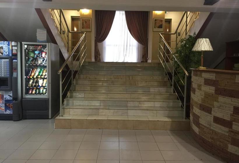 Ros Les Prom Hotel 9