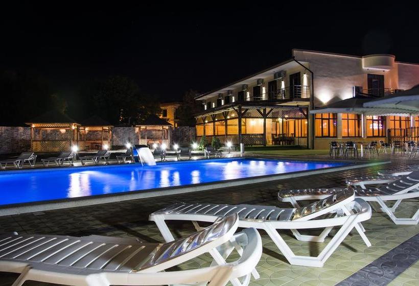 Hotel Grand Paradise 12