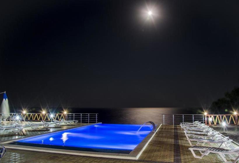 Hotel Grand Paradise 13