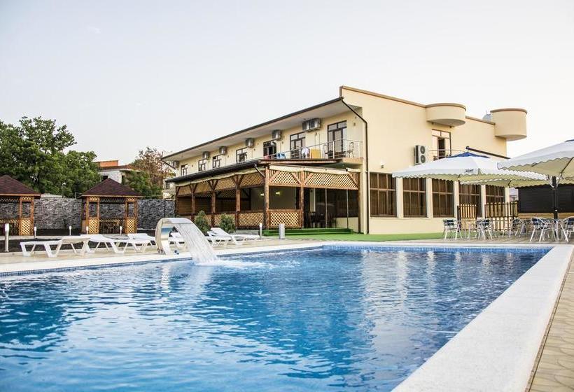 Hotel Grand Paradise 14