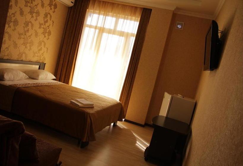 Hotel Grand Paradise 18