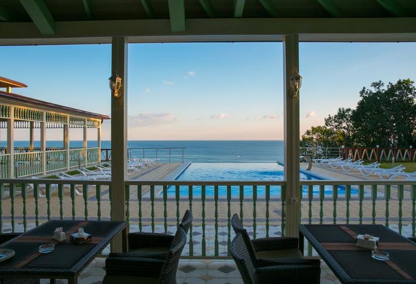 Hotel Grand Paradise 4