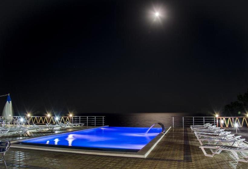 Hotel Grand Paradise 7