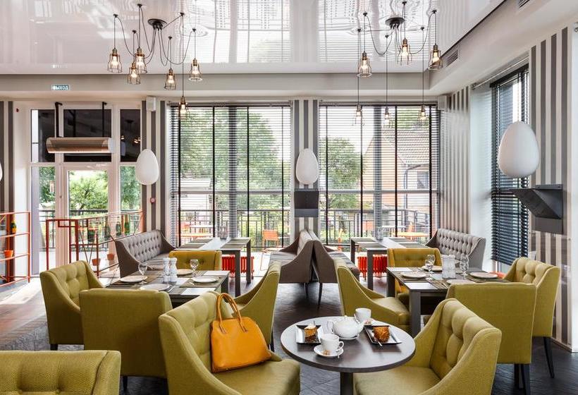 Boutique Hotel Paradoks 11