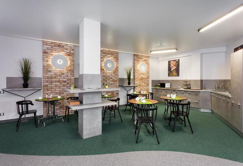 Boutique Hotel Paradoks 15