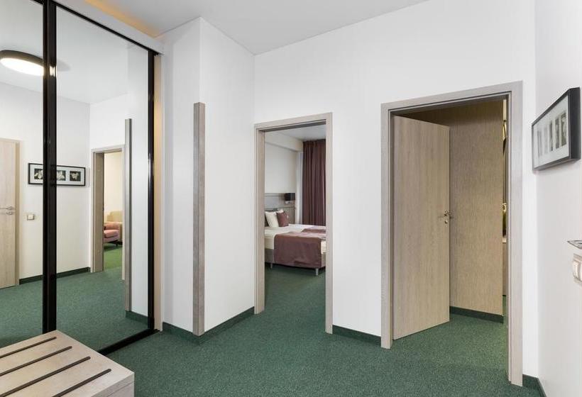 Boutique Hotel Paradoks 20