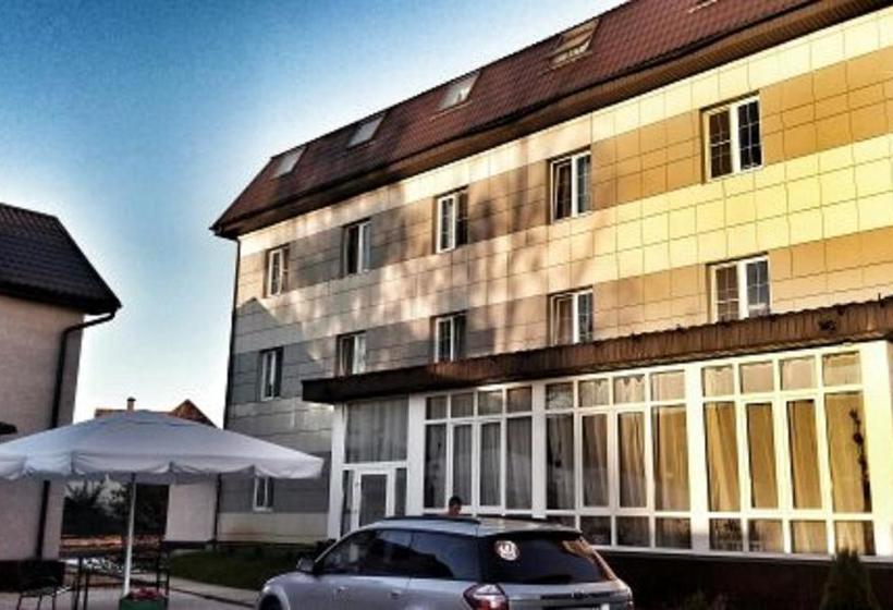 Hotel Iceberg House 1