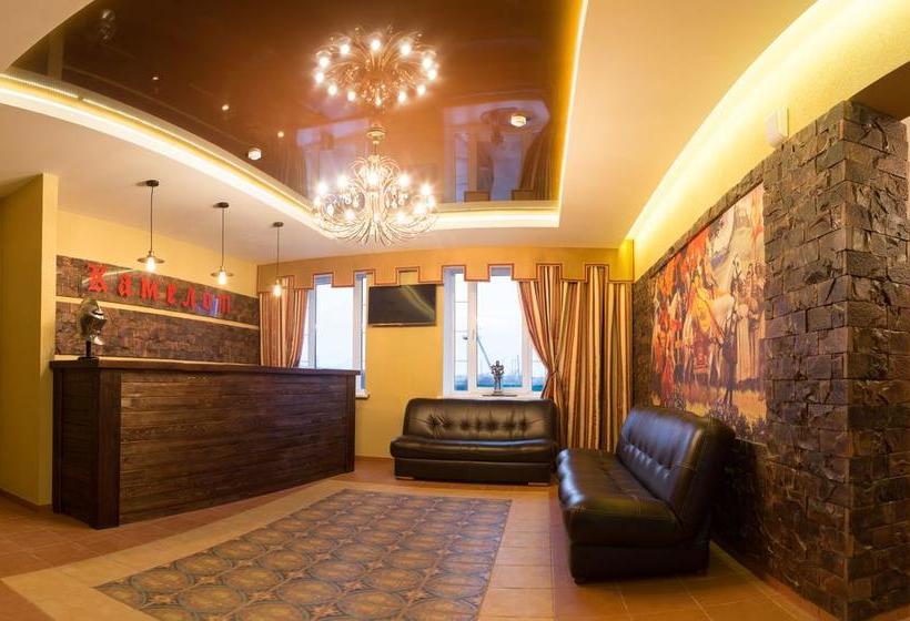 Aparthotel Camelot Pskov