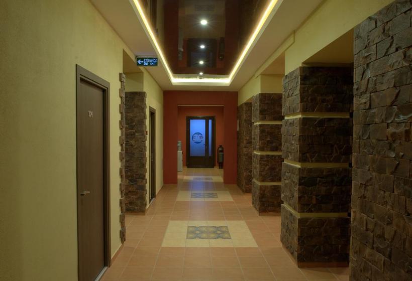 Aparthotel Camelot 13