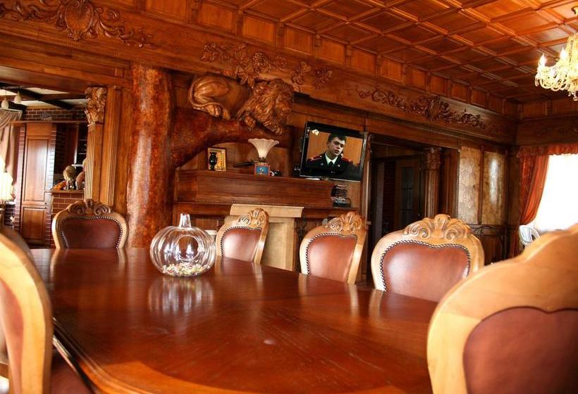 Hotel Zamok Domodedovo 12