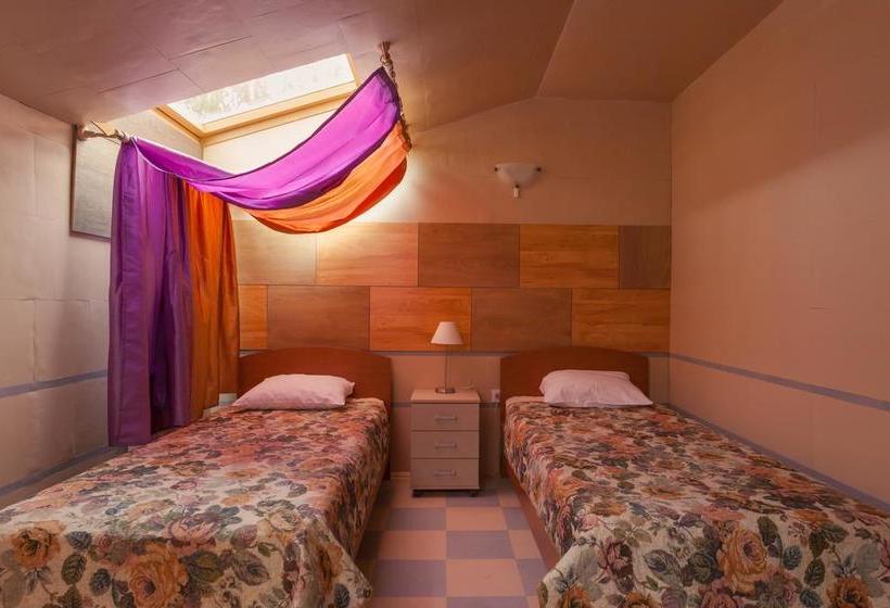 Hotel Zamok Domodedovo 13