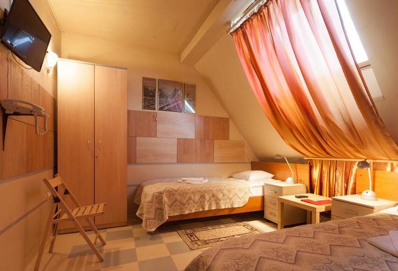 Hotel Zamok Domodedovo 8