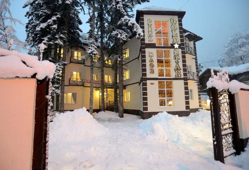 Hotel Gold Star Dombay