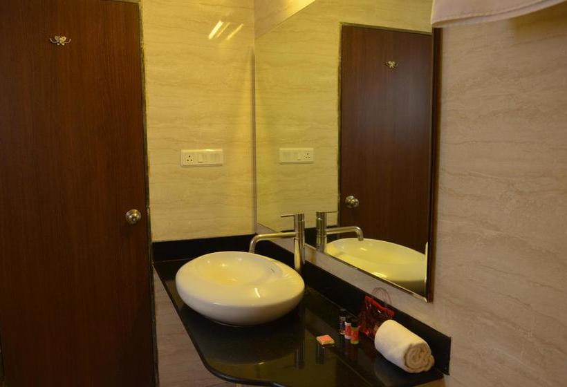 Hotel OYO Rooms Kutchery Road 14