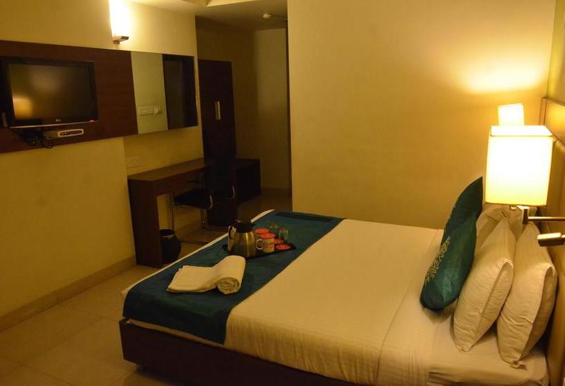 Hotel OYO Rooms Kutchery Road 7