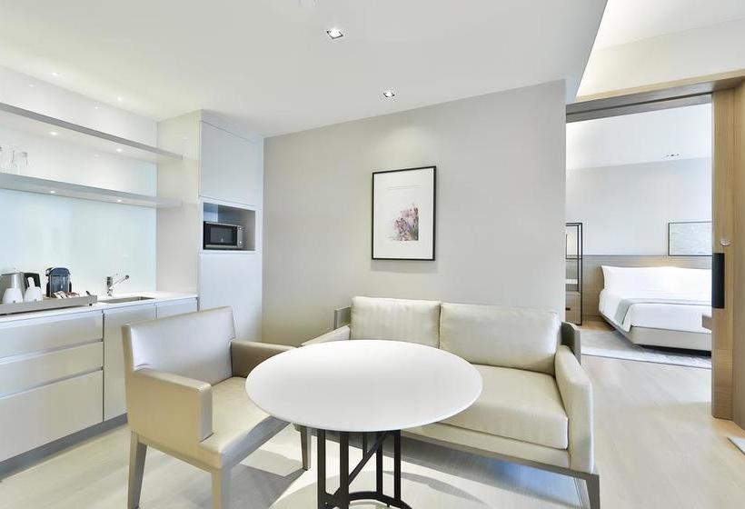 Holiday Inn Hotel & Suites Rayong City Centre 11