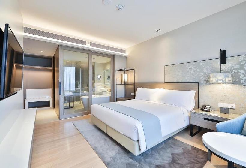 Holiday Inn Hotel & Suites Rayong City Centre 14