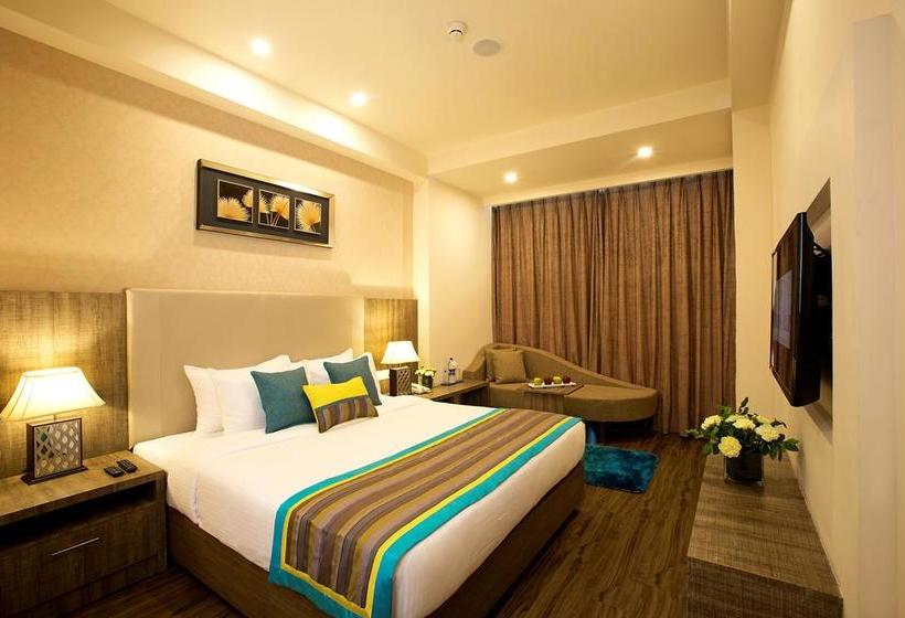Hotel Golden Tulip Suites Gurgaon 16