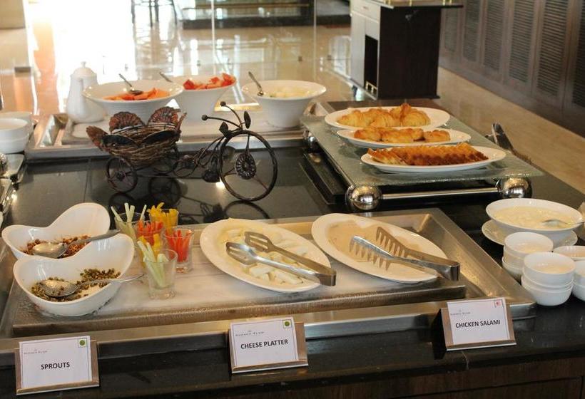 Hotel Golden Tulip Suites Gurgaon 5